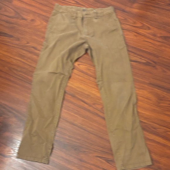 Old Navy Men's Khaki Chinos - Picture 1 of 3